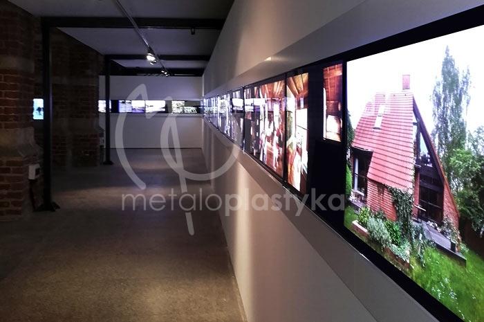 Wystawa podświetlana LED Metaloplastyka w Muzeum Architektury