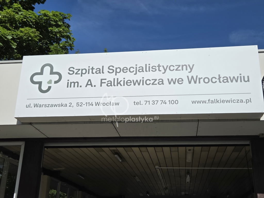 System informacji wizualnej Szpitala Falkiewicza we Wrocławiu