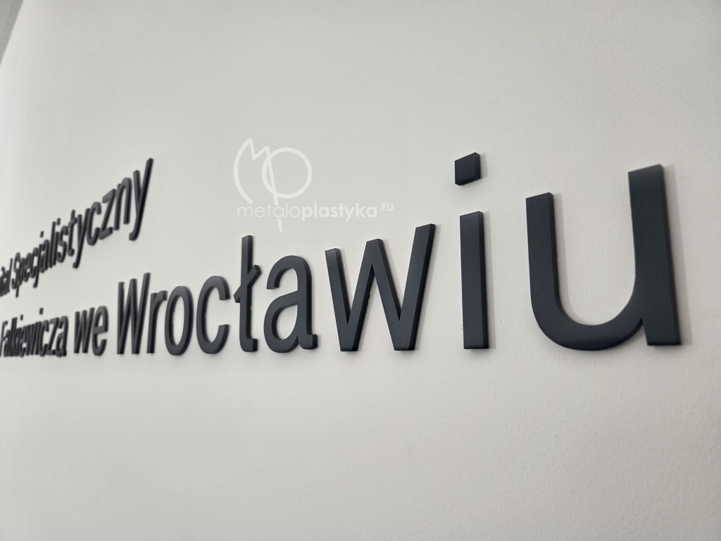 System informacji wizualnej Szpitala Falkiewicza we Wrocławiu