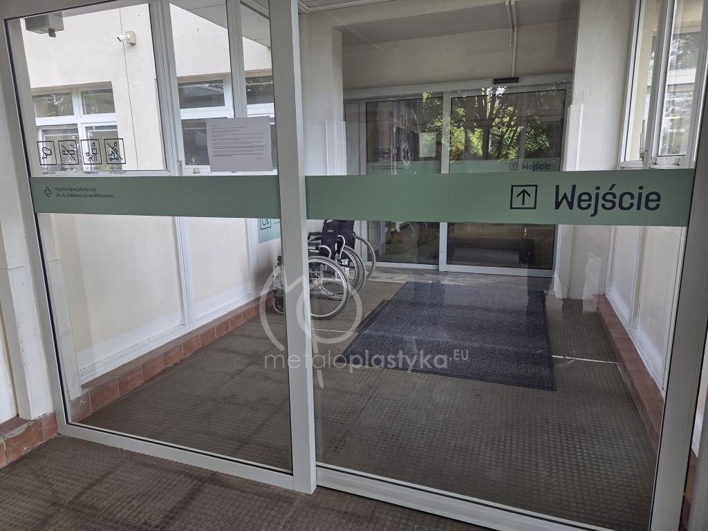 System informacji wizualnej Szpitala Falkiewicza we Wrocławiu