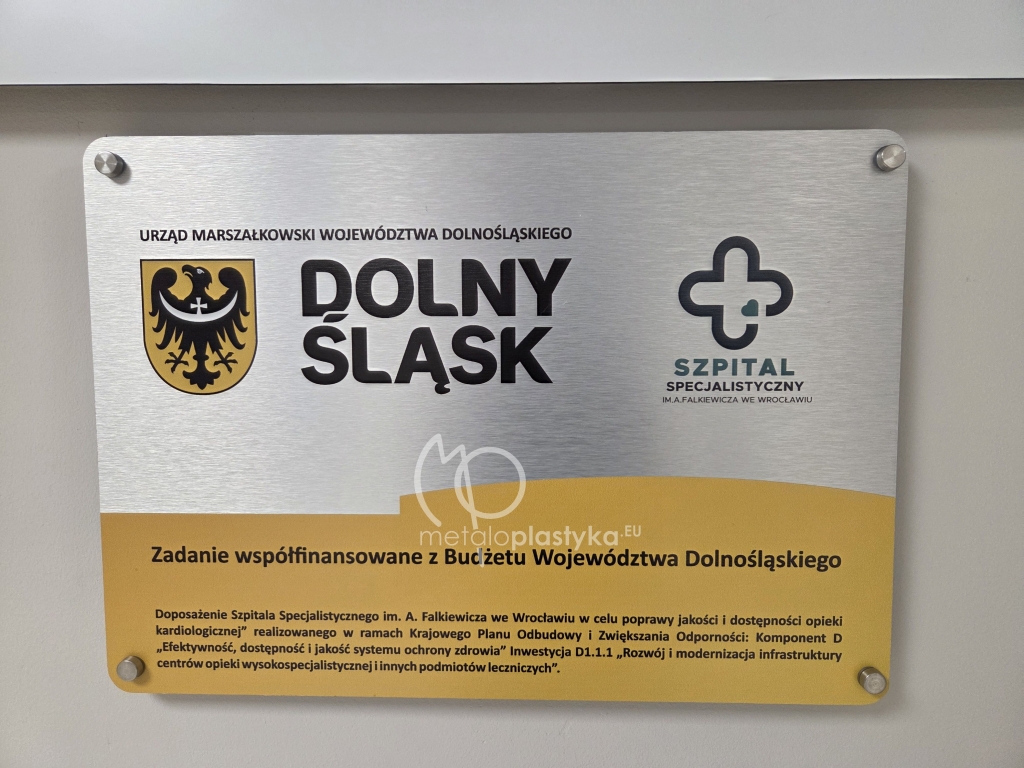 System informacji wizualnej Szpitala Falkiewicza we Wrocławiu