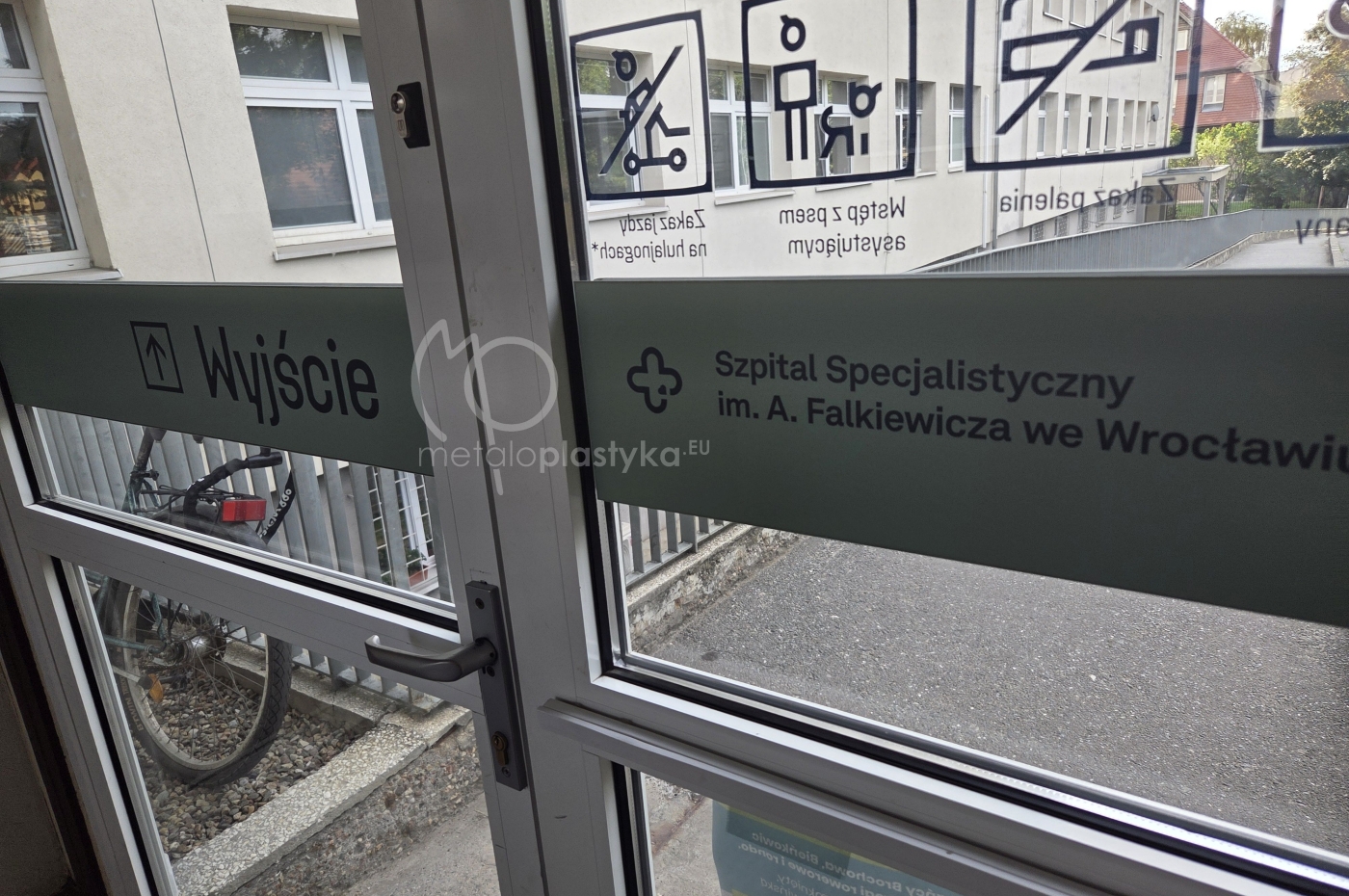 System informacji wizualnej Szpitala Falkiewicza we Wrocławiu