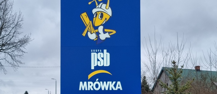 pylon reklamowy PSB Mrówka Metaloplastyka